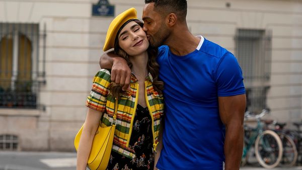 Cu cine sunt cuplati in viata reala actorii din Emily in Paris