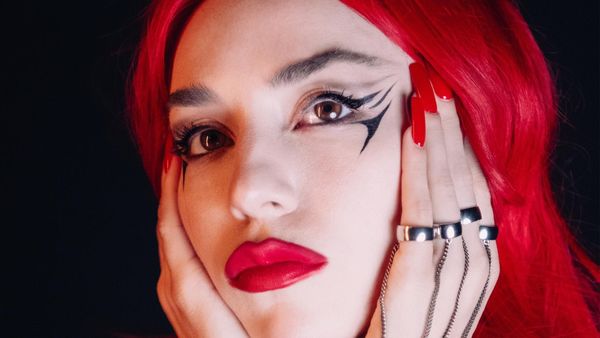 Ava Max a lansat piesa &rdquo;One Of Us&rdquo; - Versuri aici