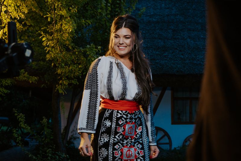 Paula Seling a apelat la psiholog când a adoptat-o pe fiica ei, Elena