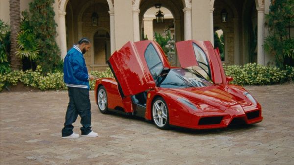 VIDEOCLIP: Drake - Jumbotron Shit Poppin