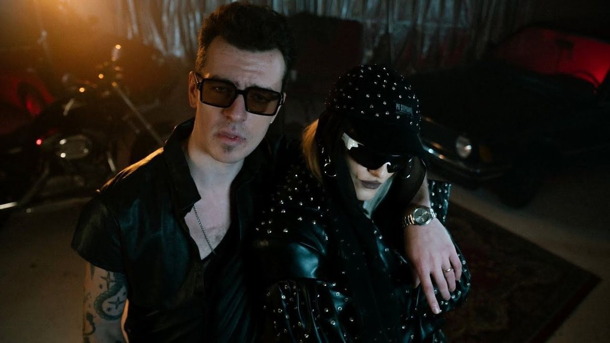 Jean Gavril feat. BRUJA - Geaca de piele