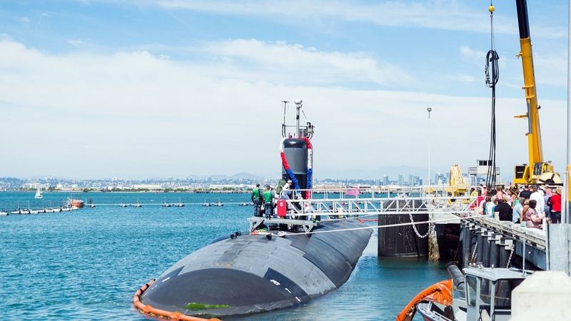 Dimineața Nebună: Un submarin nuclear al Marinei britanice, reparat cu superglue: &rdquo;Este o rușine&rdquo; - AUDIO