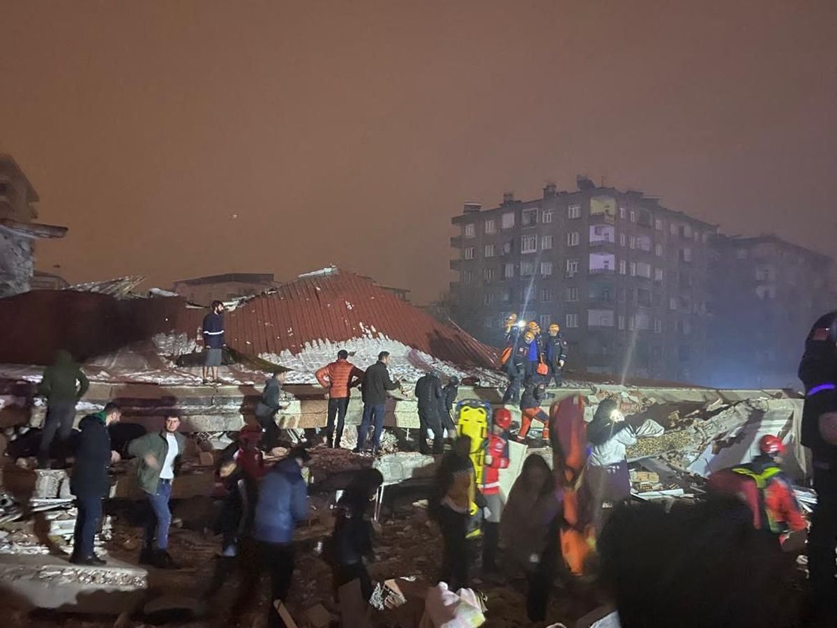 Cutremur Turcia de 7,8 grade Richter