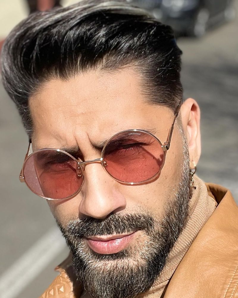 Cum s-a vindecat Connect-R de anxietate și depresie