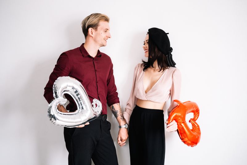 Mesaje, urări și felicitări de Ziua Îndrăgostiților 2023: Cele mai frumoase mesaje de dragoste pentru el