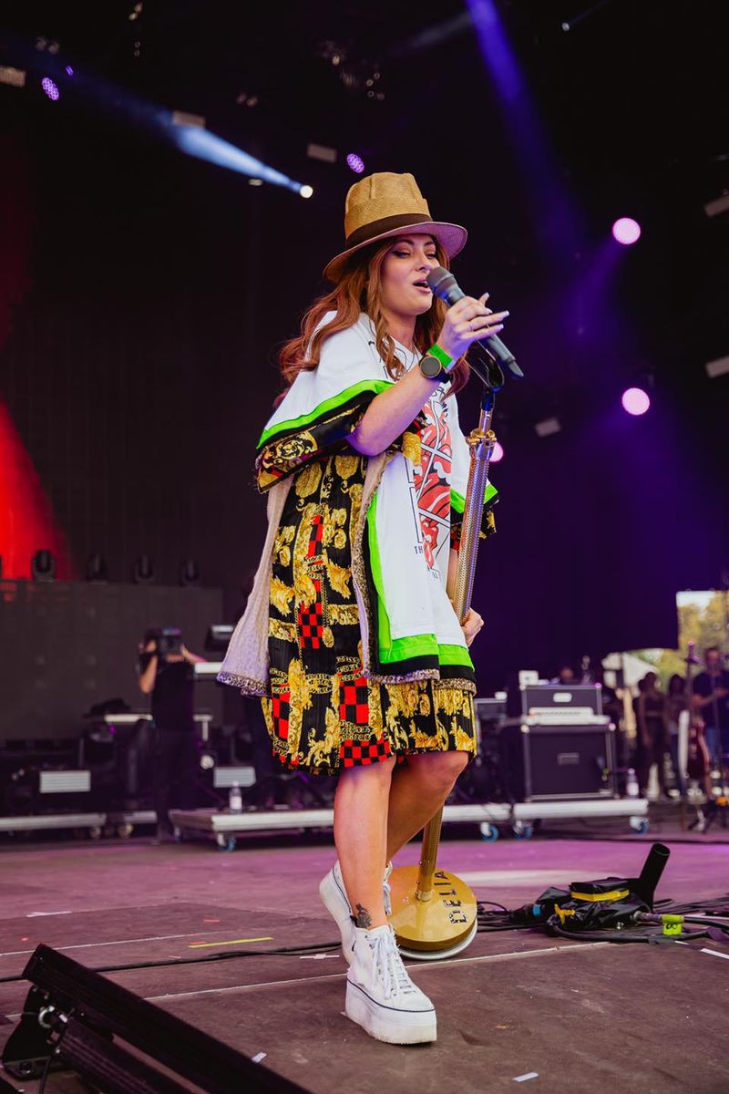 Delia Matache împlinește 41 de ani