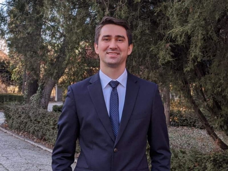 Directorul Poștei, Valentin Ştefan.