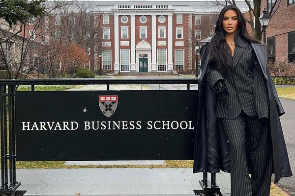 Kim Kardashian, platita cu 1 milion de dolari sa vorbeasca la o conferinta la Miami