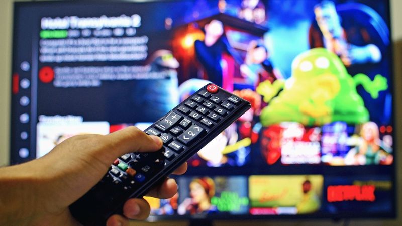 Netflix ieftinește prețul abonamentului! C&acirc;t vor plăti utilizatorii din Rom&acirc;nia?