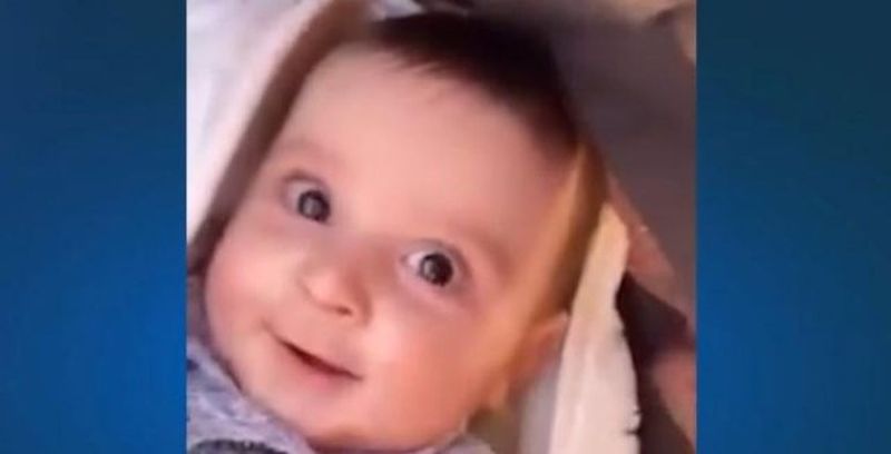 Bebelus salvat la 128 de ore dupa cutremur, perfect sanatos