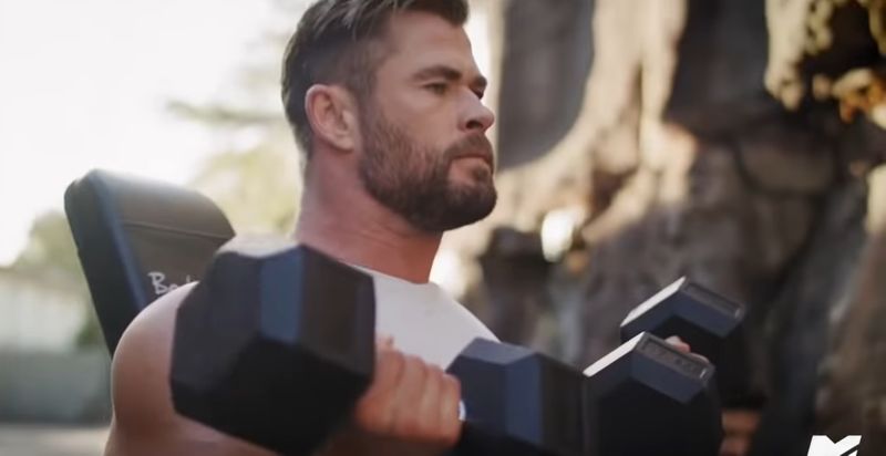 Chris Hemsworth 