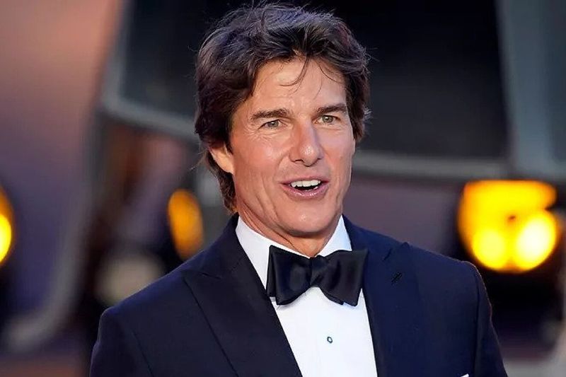 Tom Cruise, victimă a operațiilor estetice