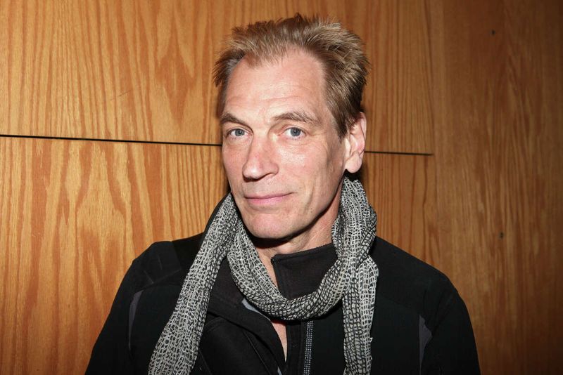 Căutarea lui Julian Sands continuă fără succes