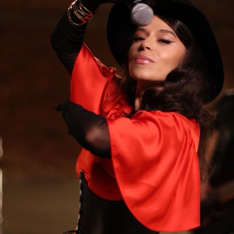 Eugenia Nicolae lansează o serie de sesiuni live spectaculoase