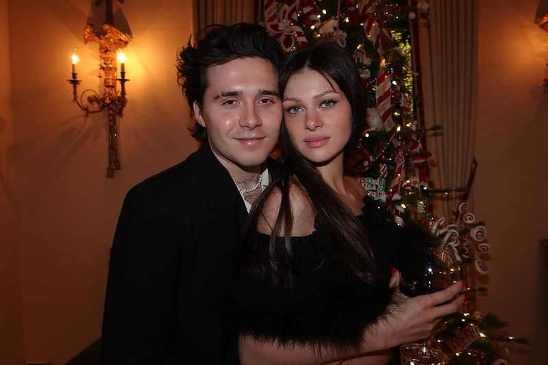 Nicola Peltz si Brooklyn Beckham