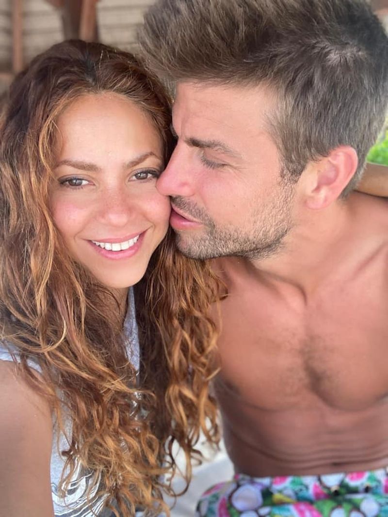 Shakira a lansat o nouă melodie pentru Gerard Pique