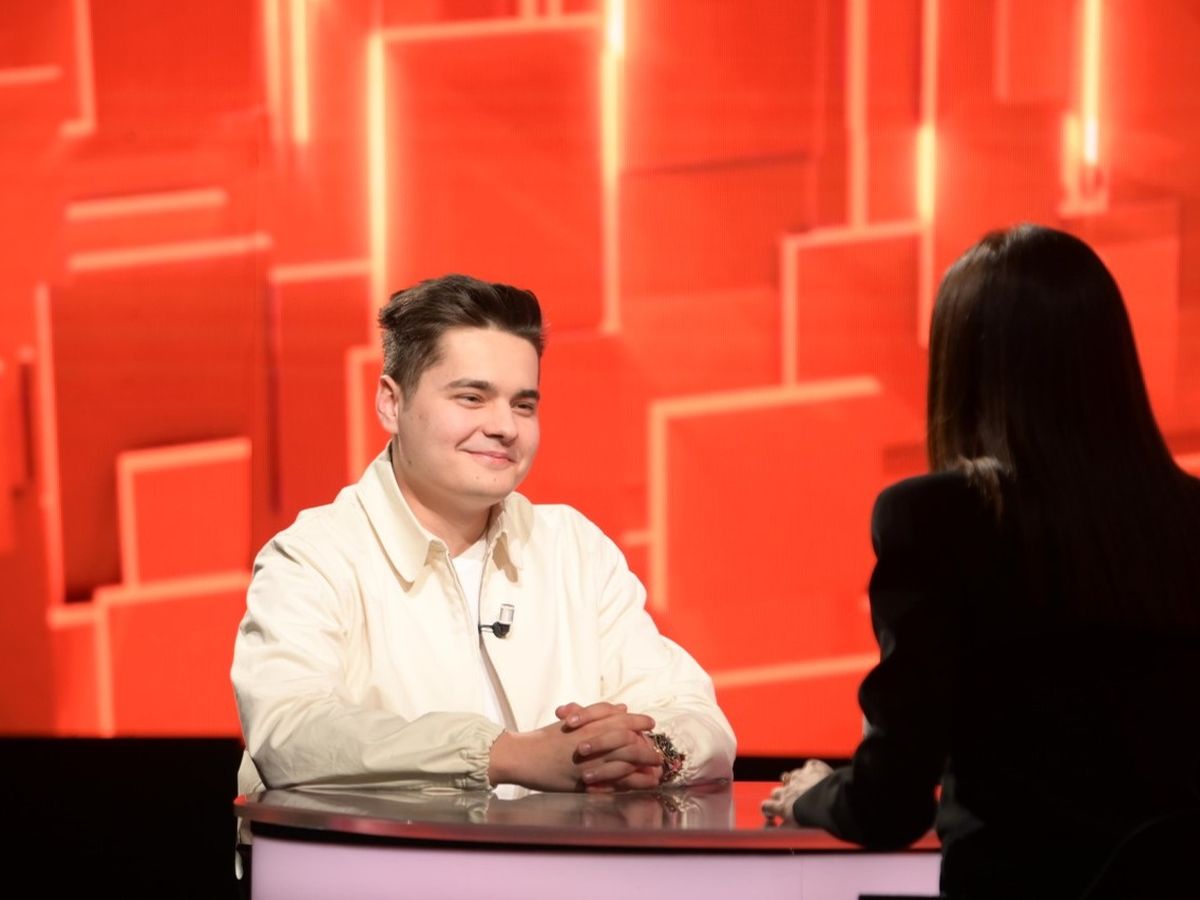 Selly, cel mai tânăr invitat de la “40 de întrebări cu Denise Rifai„