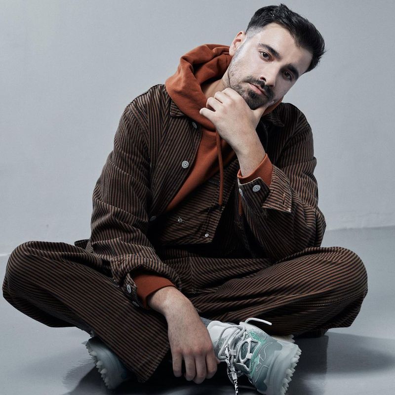 Liviu Theodorescu, emoționat până la lacrimi: „Azi, sunt cel mai fericit om din lume”. Cântărețul va deveni tată pentru prima oară