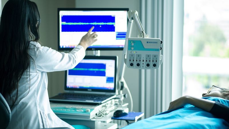 Ajutor financiar &icirc;n valoare de aproape 6000 de lei pentru bolnavii de cancer din București &icirc;ncep&acirc;nd cu 15 martie. Cine sunt beneficiarii