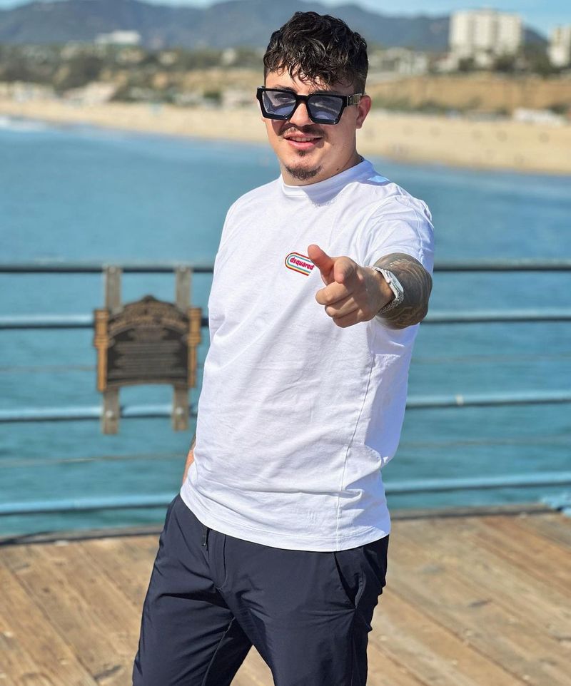 Theo Rose și Bogdan de la Ploiești, din nou împreună: „Felul în care îl privea spune multe”. Iată gestul care le-a dat fanilor de gândit