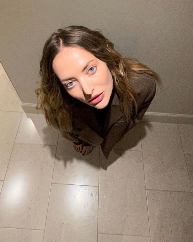 „Să se șocheze lumea”. Ce a pățit Delia în plină stradă? Vedeta a fost confundată cu sora ei, Oana Matache