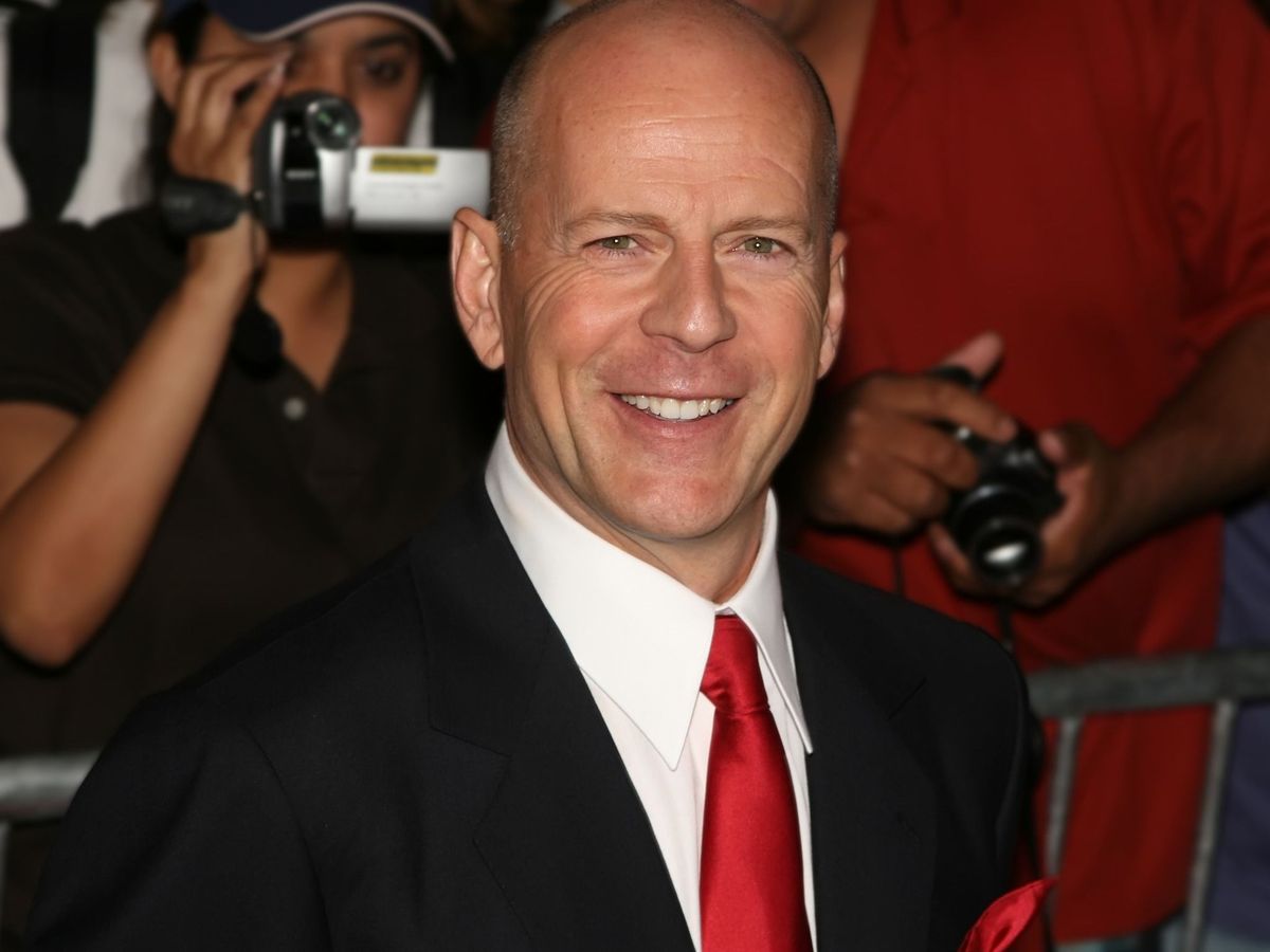Starea de sănătate a actorului Bruce Willis se înrăutățește: Este din ce in ce mai lent și prezintă un comportament ușor agresiv