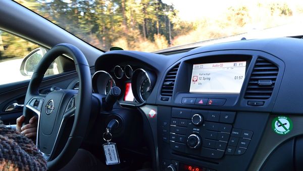 Cerere de &icirc;nmatriculare auto: Cum trebuie completată?