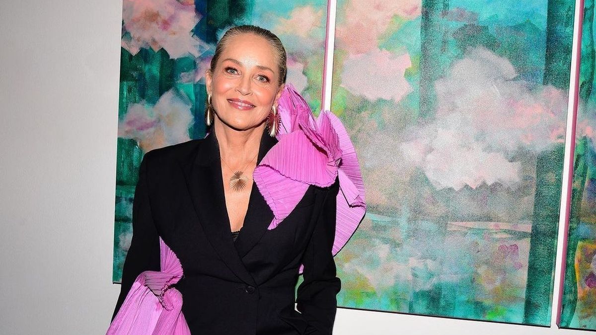 Sharon Stone, în lacrimi! „Mi-am pierdut jumătate din bani”.  Vedeta a suferit pierderi financiare enorme după prăbușirea Silicon Valley Bank 