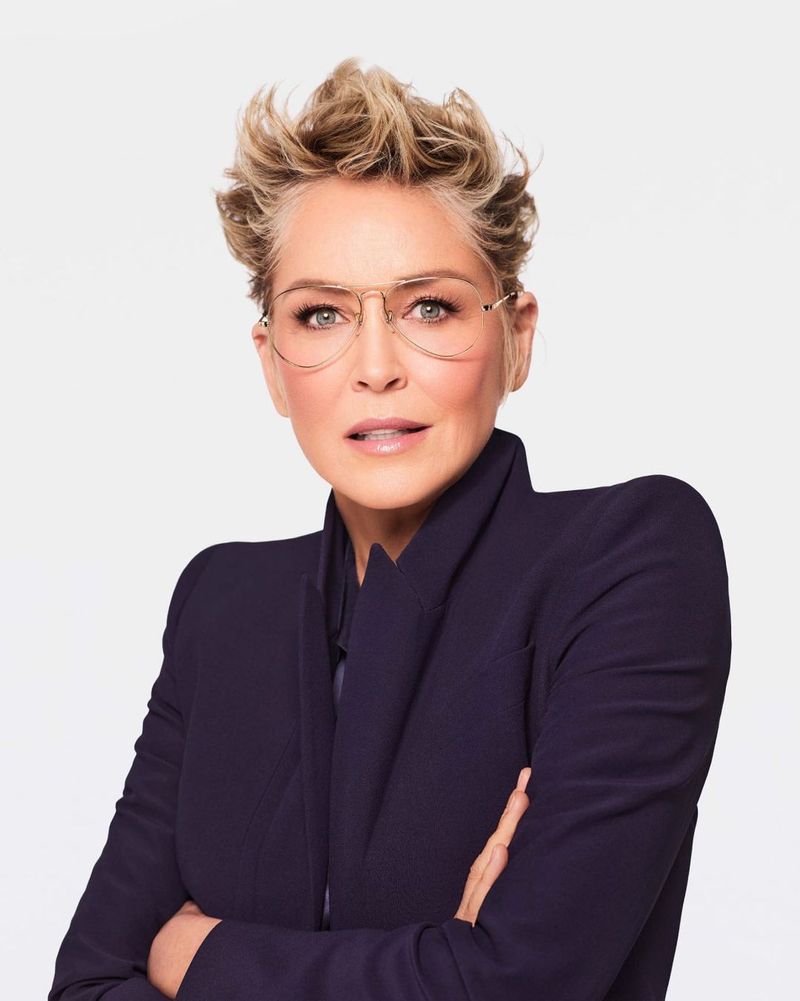 Sharon Stone, în lacrimi! „Mi-am pierdut jumătate din bani”.  Vedeta a suferit pierderi financiare enorme după prăbușirea Silicon Valley Bank 