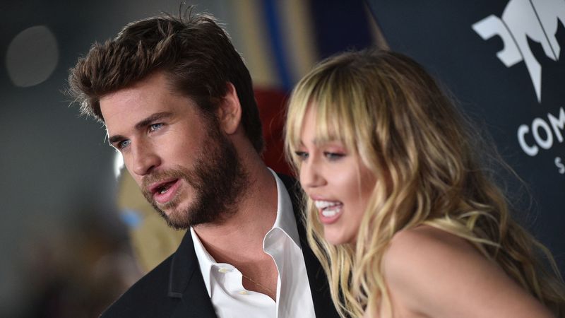  Miley Cyrus, pregatită să spună tot adevărul din spatele căsniciei cu Liam Hemsworth: "Era o relație toxică. Toata lumea a dat vina pe ea pentur divorț!"