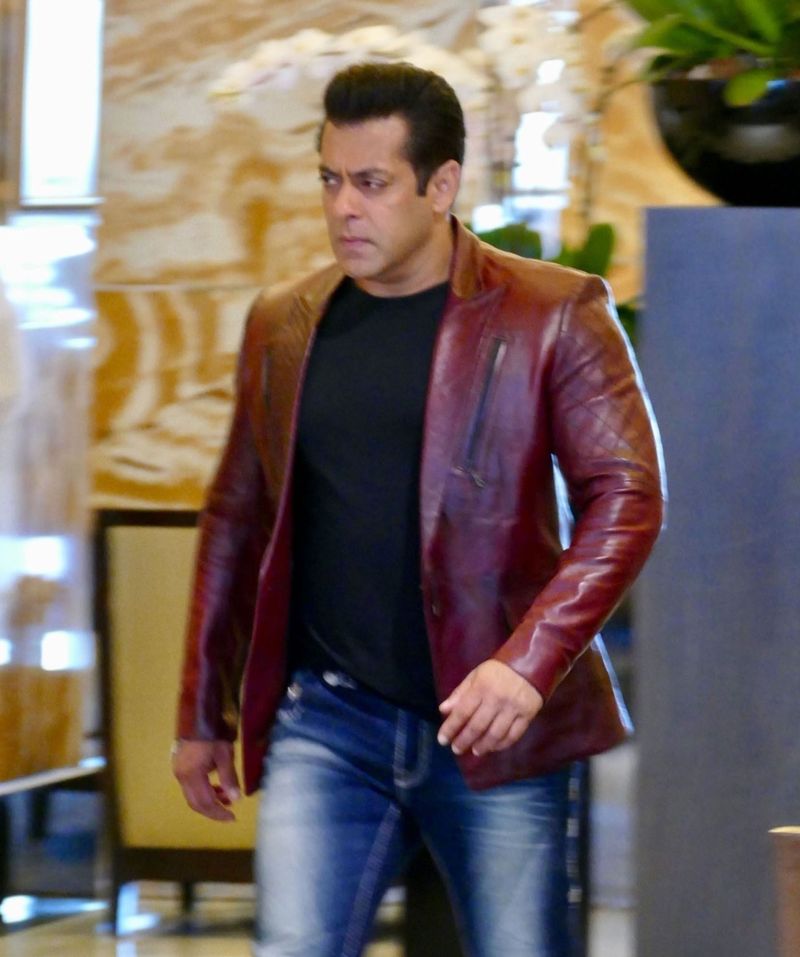 Salman Khan, ocupat cu promovarea celui mai recent film