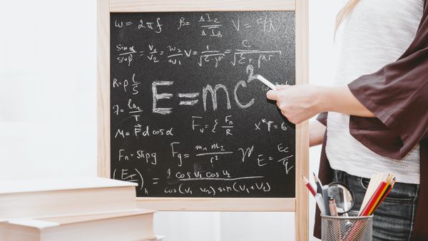 Subiecte simulare Matematică BAC 2023: Baremul de corectare va fi publicat pe EDU.ro