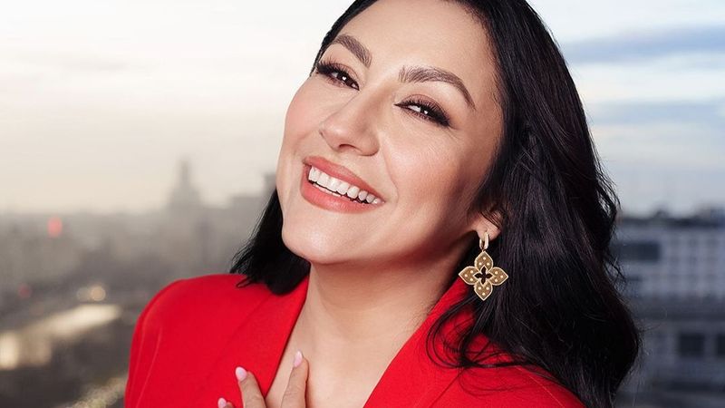 Andra, copleșită de emoții: &bdquo;Au o lecție importantă pentru mine&rdquo;. Care e cel mai prețios sfat pe care artista l-a primit de la mama ei
