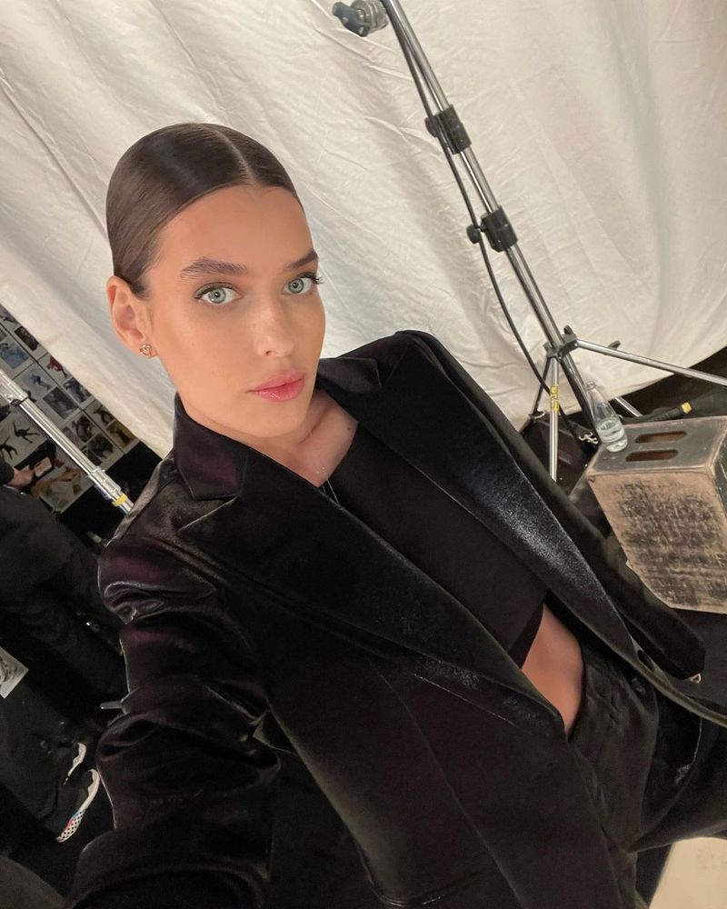 Alice Peneacă a dezvăluit sexul copilului: „O așteptăm cu toată dragostea”. Cum se simte vedeta în timpul sarcinii?