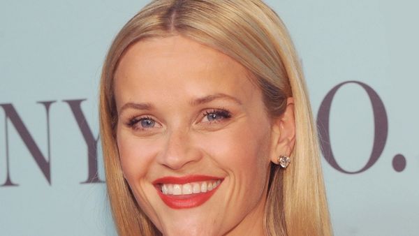 Reese Whiterspoon găbește divorțul de Jim Toth pentru a începe o relație cu unul dintre cei mai râvniți burlaci de la Hollywood