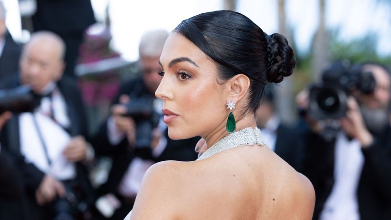  Georgina Rodriguez, &icirc;n mijlocul unui scandal, după ce un coleg de la fostul său loc de muncă a dezvăluit detalii despre cum l-ar fi &icirc;nt&acirc;lnit, de fapt, pe Ronaldo