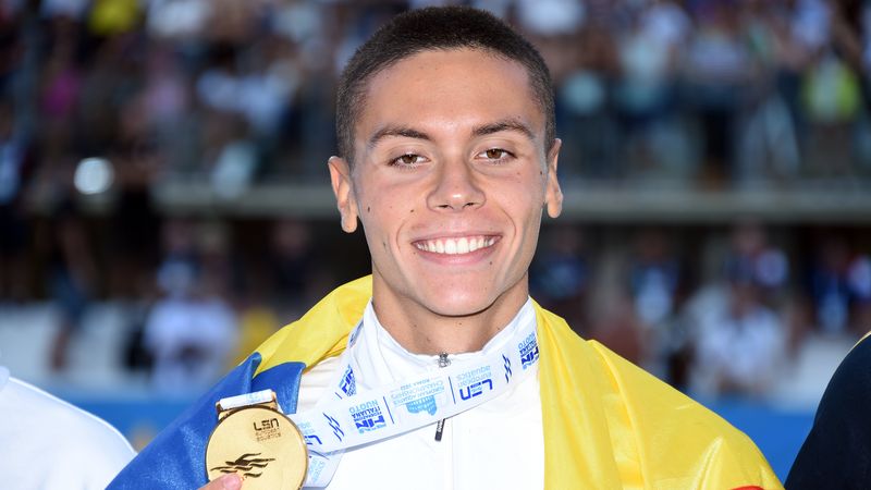 David Popovici a c&acirc;ştigat aurul şi la 100 m fluture. Este al şaselea său titlu la actuala ediţie a Campionatului Naţional