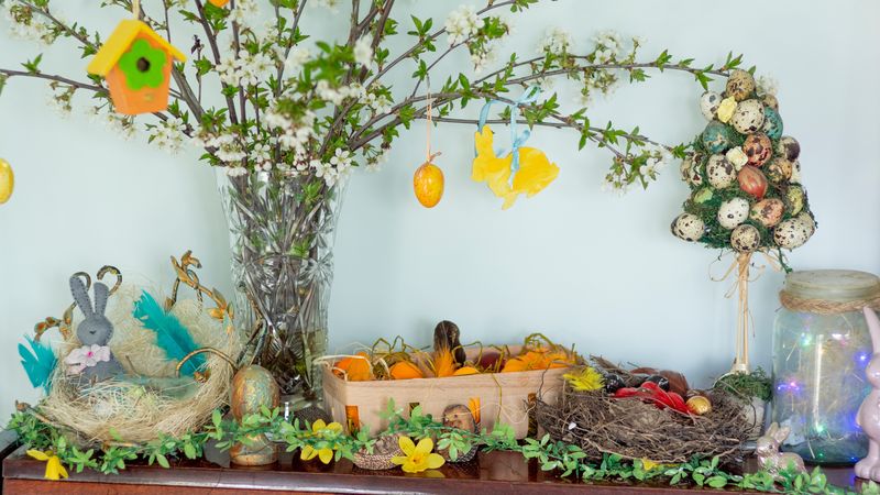 Felicitări de Paște 2023: &rdquo;Hristos a &icirc;nviat! Fie ca lumina &Icirc;nvierii să &icirc;ţi umple sufletul de speranţă, &icirc;mplinire, sănătate, bucurie şi iubire!&rdquo;