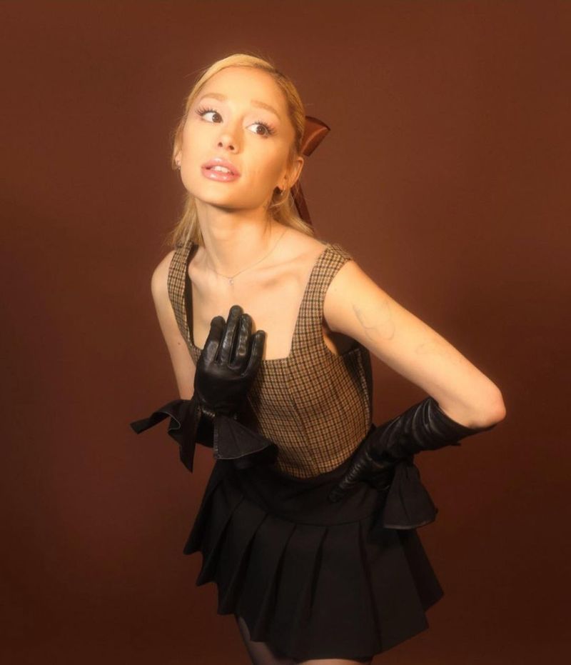 „Sănătoasă poate arăta diferit”. Ariana Grande a răbufnit în urma criticilor pe care le-a primit din partea fanilor