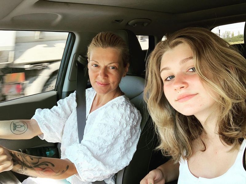 Dana Nălbaru, mai sinceră ca niciodată! „Am învățat că poți trăi în lume, dar nu cu lumea”. Motivul pentru care vedeta s-a pocăit