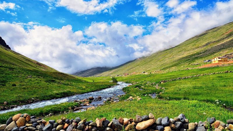 C&acirc;nd se &icirc;ncălzește vremea? Anunț important de la meteo: Temperaturi de peste 20 de grade