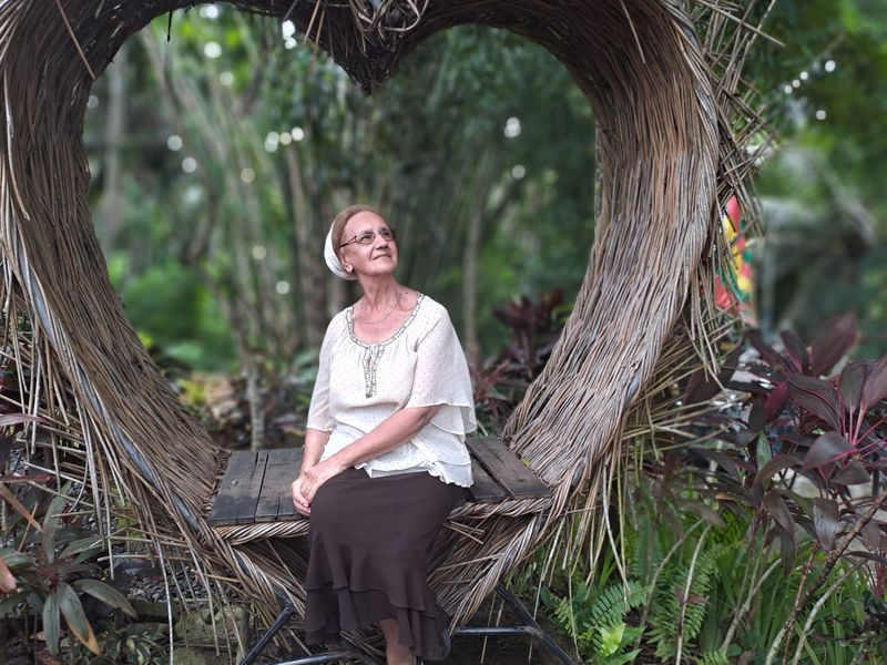 „De când te-ai dus, am învățat că fericirea e-n adânc, în  mine”. Sofia Vicoveanca, sfâșiată de durere la 22 de ani de la moarte soțului