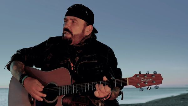 VIDEOCLIP: Cargo - Te chem