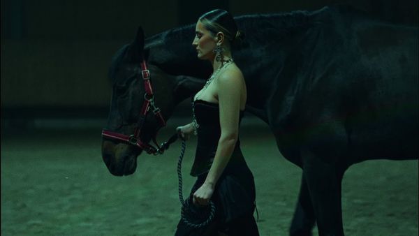 VIDEOCLIP: Minelli - Peligrosa