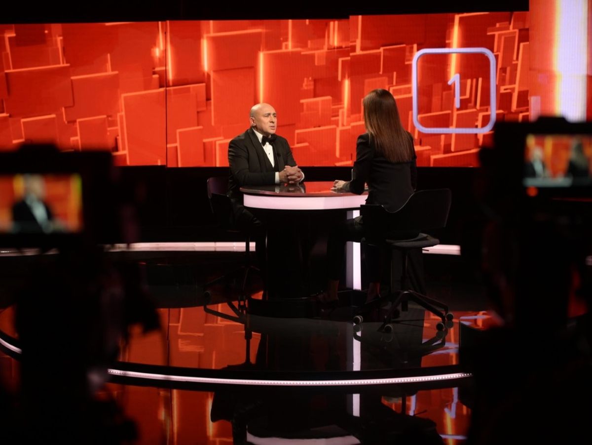 Marcel Pavel, artistul cu voce de aur, vine duminică la “40 de întrebări cu Denise Rifai”