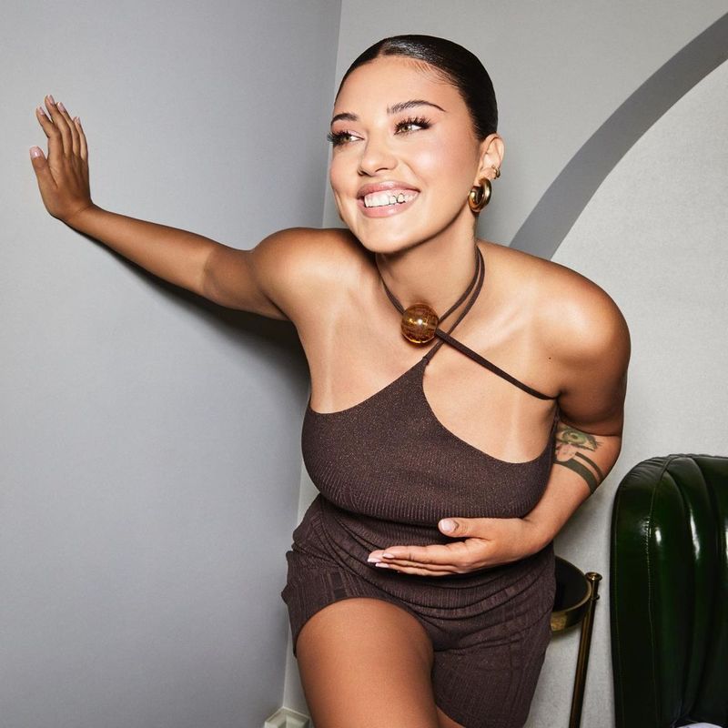 Trucul la care a apelat Antonia după a treia sarcină: „Nici nu-mi pot aminti cum îmi arăta abdomenul înainte să am copii”