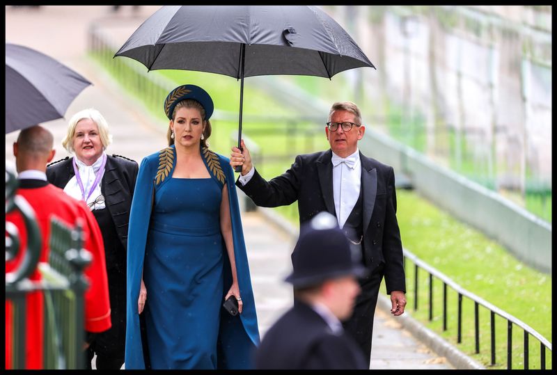 Penny Mordaunt venind la incoronarea regelui Charles al III-lea