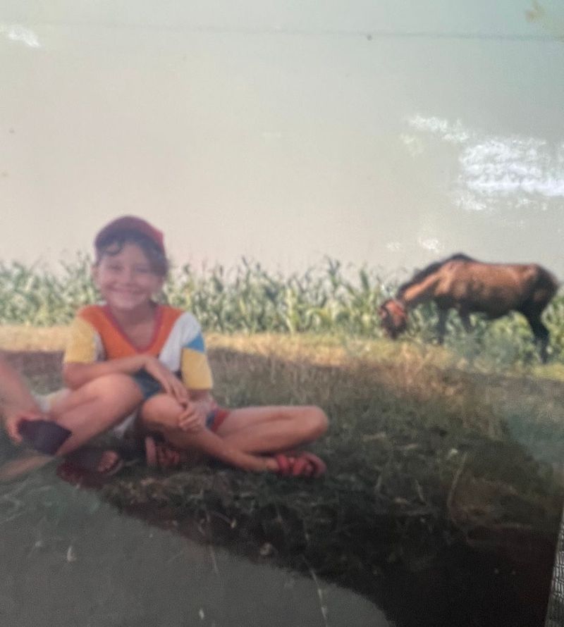 Nadina Zisu s-a născut în Cotești, Vrancea