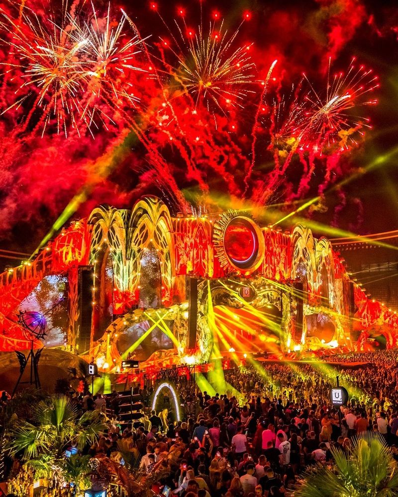 UNTOLD 2023: Cât costă cazările în Cluj în perioada festivalului