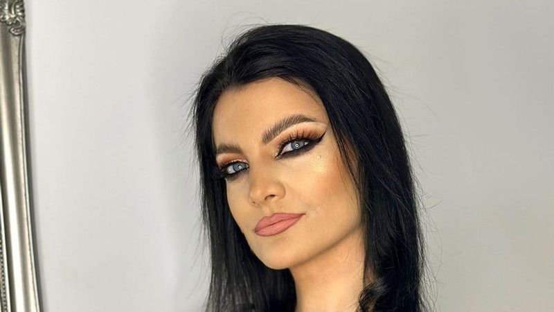 Ce spune presupusa &bdquo;iubită&rdquo; a lui Dinu Maxer despre relația dintre ei: "Ne &icirc;nțelegem foarte bine. O să ne vedeți destul de des &icirc;mpreună". Cine e femeia care apare mereu alături de artist